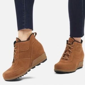SOREL EVIE SPORT LACE WEDGE WATERPROOF BOOT color :Welvet Tan